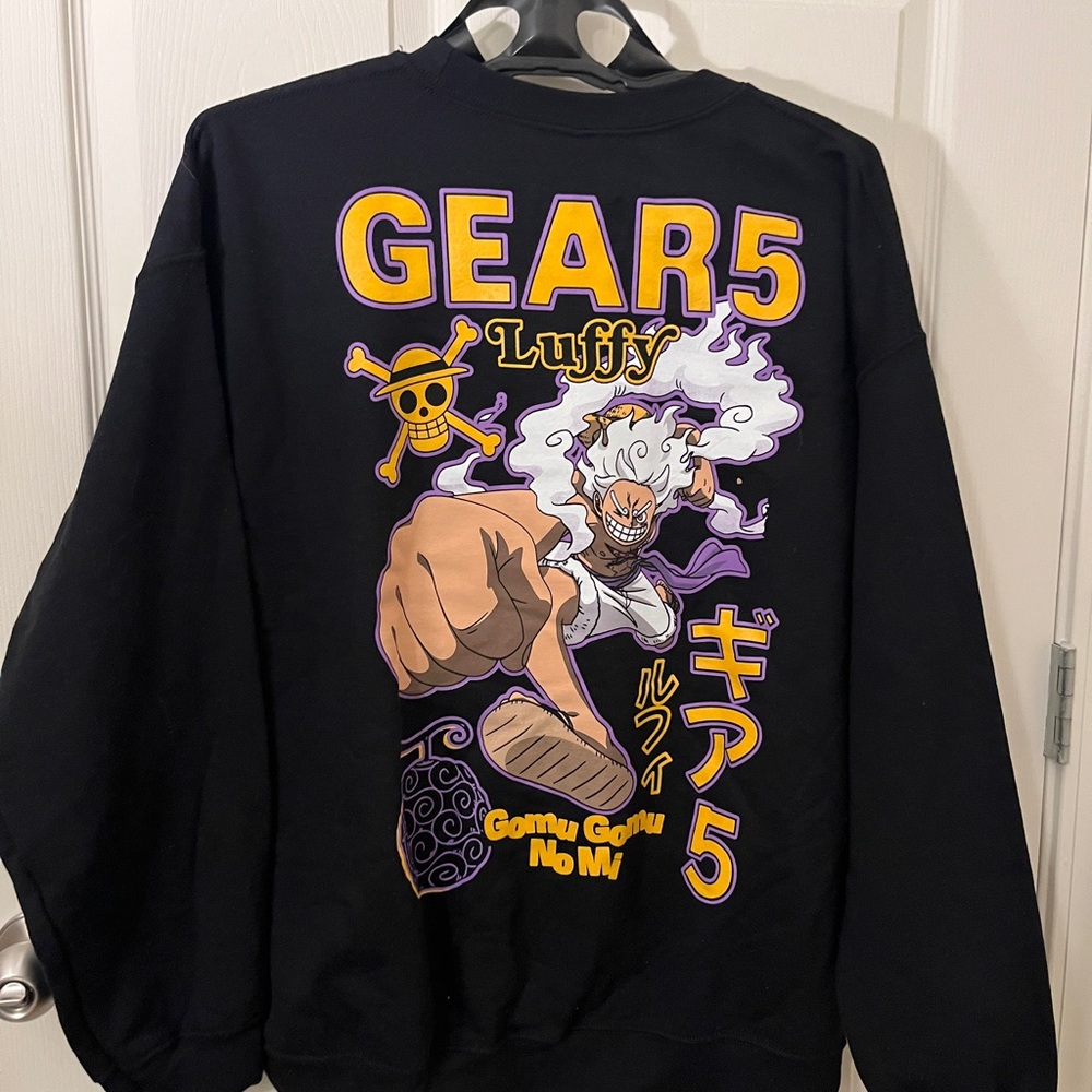 BoxLunch ONEPIECE Sweater large